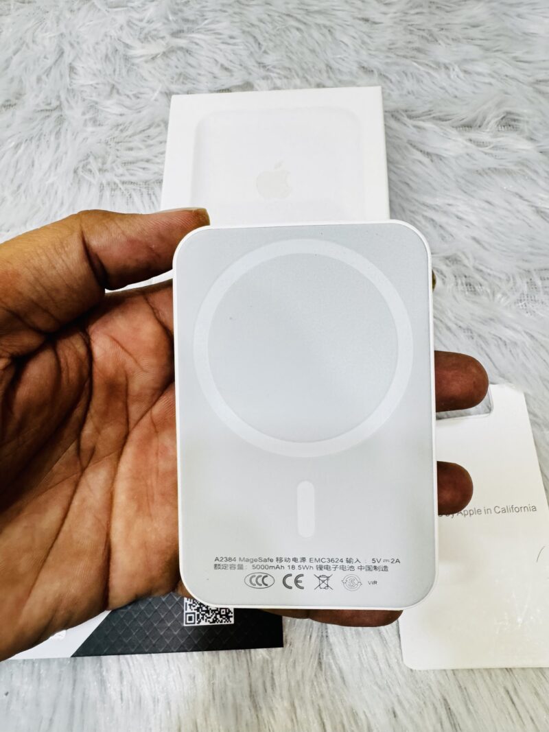 Apple Magsafe Battrey Pack 5000 Mah - Image 2